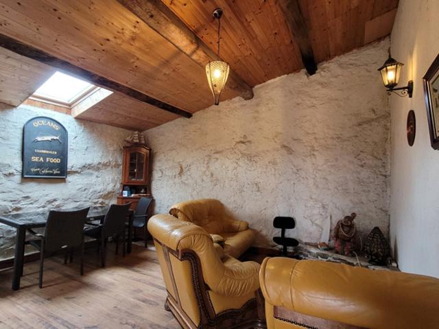 Maison de village avec grand garage Trévillach