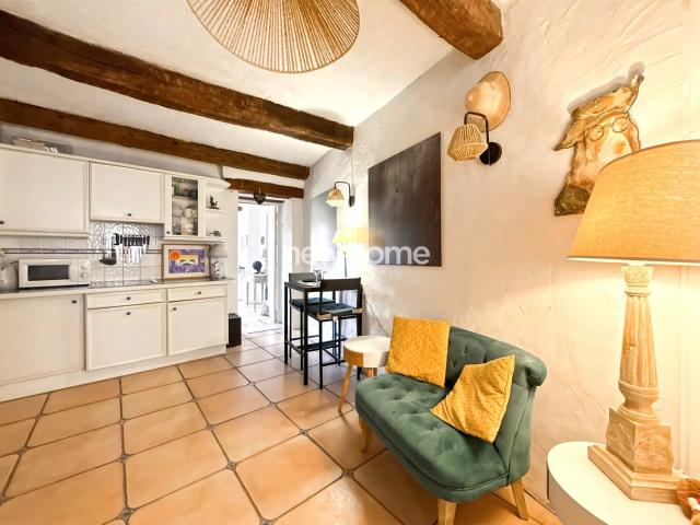 Maison de village avec grande terrasse et vue 90m² Bagnols en Forêt