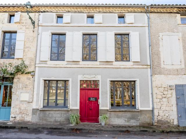 Maison de village avec jardin 151m² Beauville