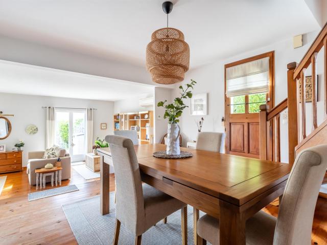 Maison de village avec jardin et piscine 170m² Dondas