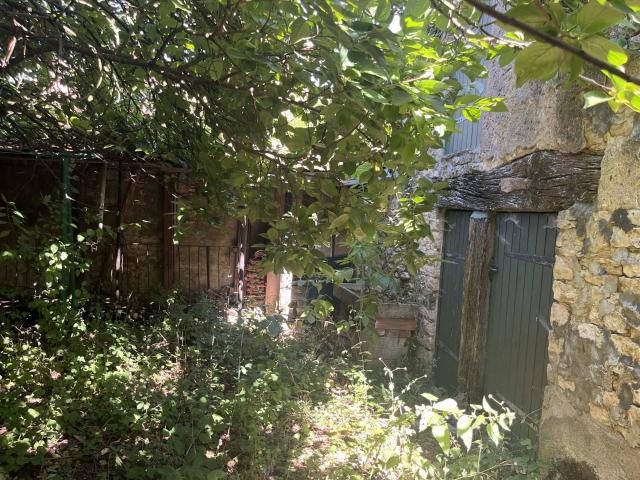 Maison De Village Avec Jardinet 5 Mn Tournus 83m² Le Villars