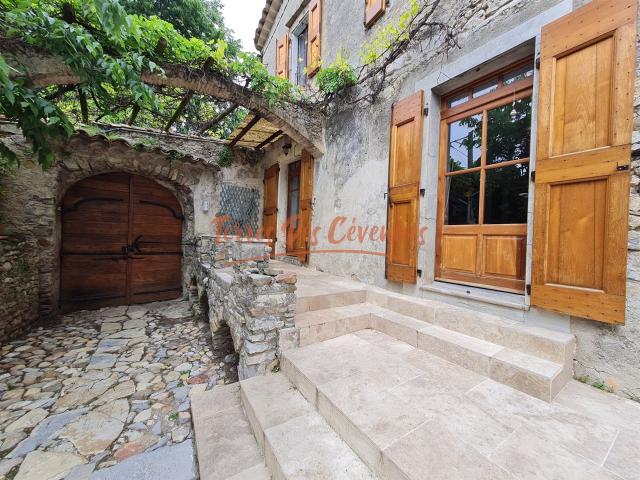 Maison de village avec piscine 157m² Tornac