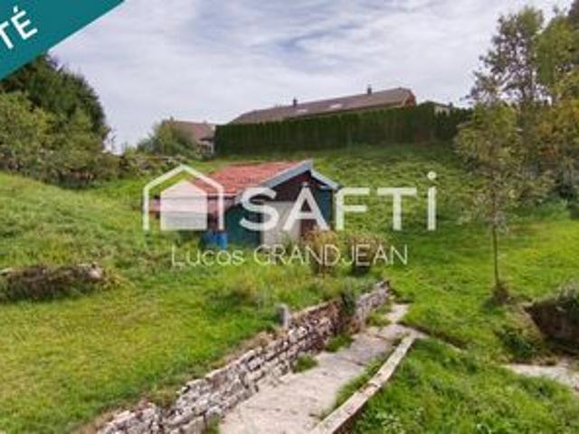 Maison de village avec terrain et potentiel