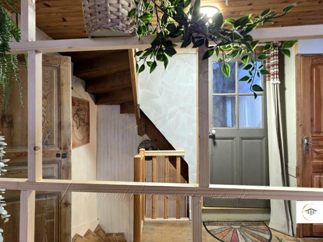 MAISON DE VILLAGE AVEC TERRAIN NON ATTENANT DE 430 M2 CLO