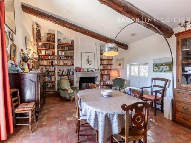 Maison de village avec terrasse à Bonnieux 159m² Bonnieux