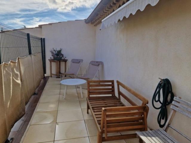 Maison de village avec terrasse