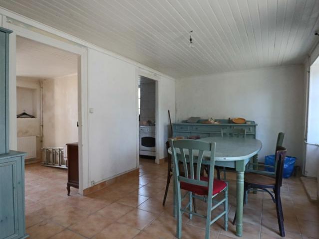 Maison de village avec terrasse 4 pièces en vente à Messeix