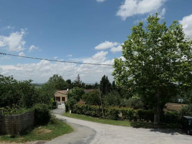 MAISON DE VILLAGE AVEC TERRASSE