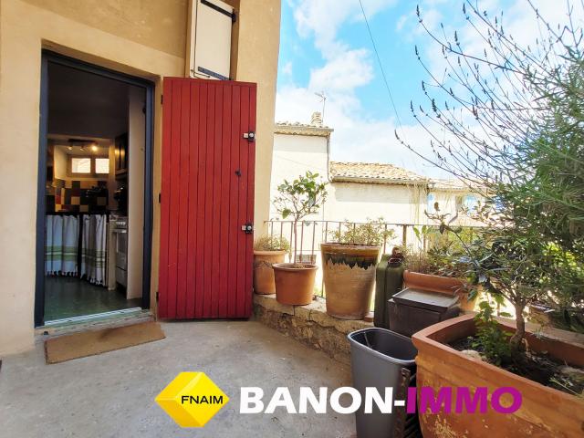 Maison de village avec terrasses
