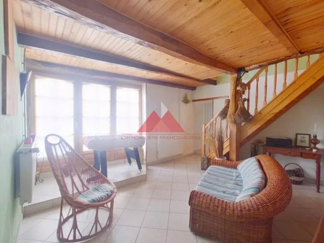 Maison sur un terrain de 608m² avec vue dégagée