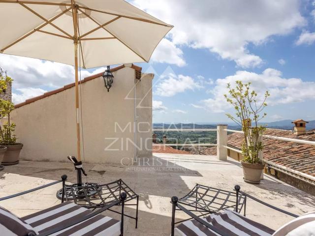 Maison de village Chateauneuf Grasse 69m² Châteauneuf Grasse