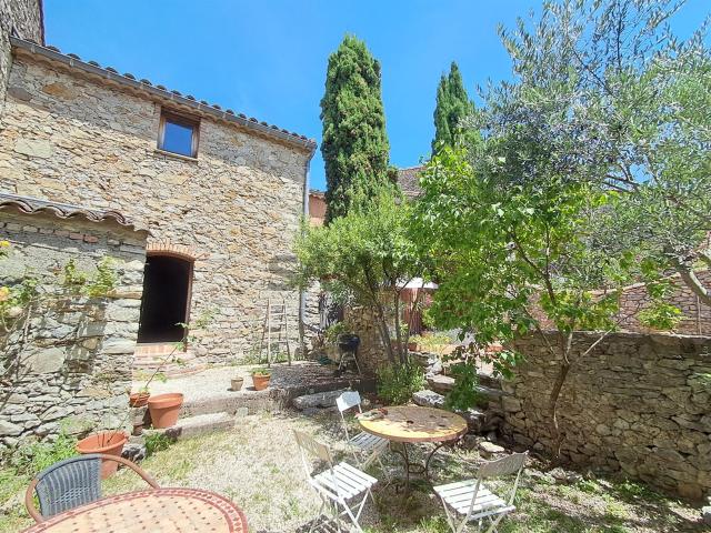 Maison de Village Charmante avec Jardin et Annexe près d'And. 198m² Anduze