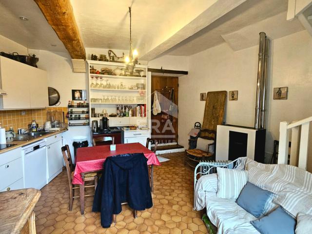 Maison de village Coursegoules 80 m2