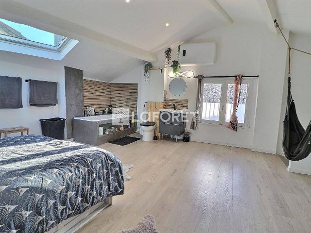 Maison de village Cuers 93 m²