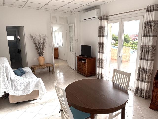 MAISON DE VILLAGE DANS UNE IMPASSE DE ST MARCEL | Home Invest