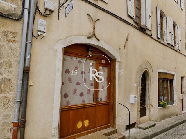 Maison de village de 101 m2 habitables dont une chambre indé