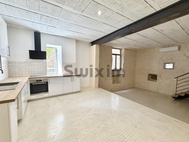 Maison de village de 145 m2 rénovée avec piscine