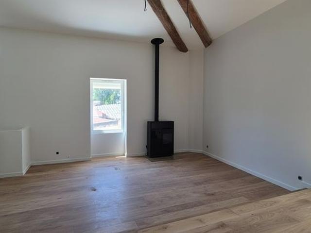 Maison de village de 147 m² habitable 4ch + bureau + garage double de 44 m²