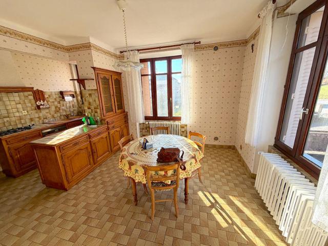 Maison de village de 190 m² habitables avec jardin