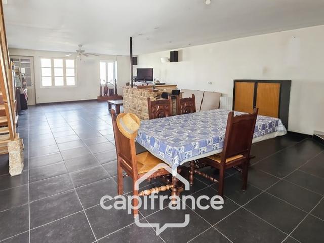 Maison de village de 219 m² 6 pièces à vendre EPERVANS 71