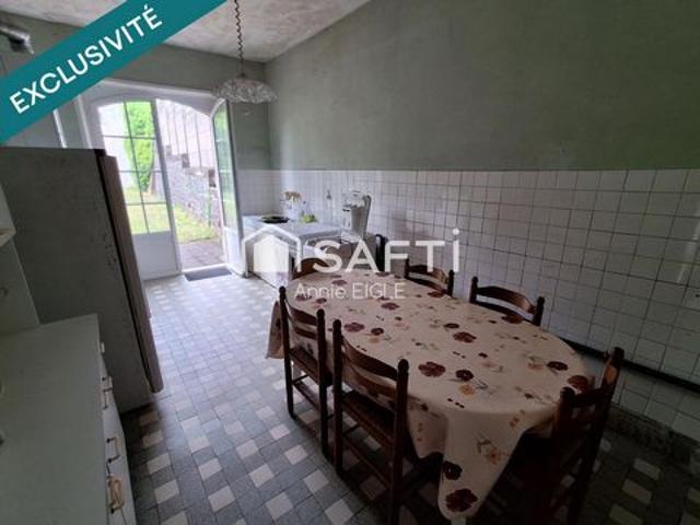 MAISON DE VILLAGE DE CHARME avec 4 chambres