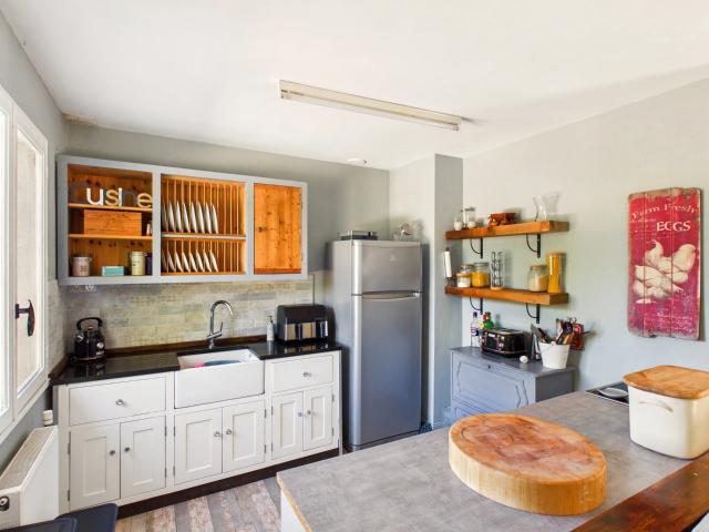 Maison de Village de Quatre Chambres avec Belle Vue sur la C. 136m² Verteuil sur Charente
