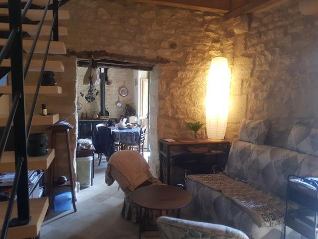 Maison de village du 13ème siècle
