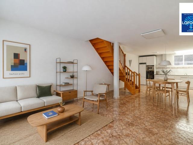 Maison de village. Elne 4 pièce s 85m2. terrasse et garage 85m² Elne