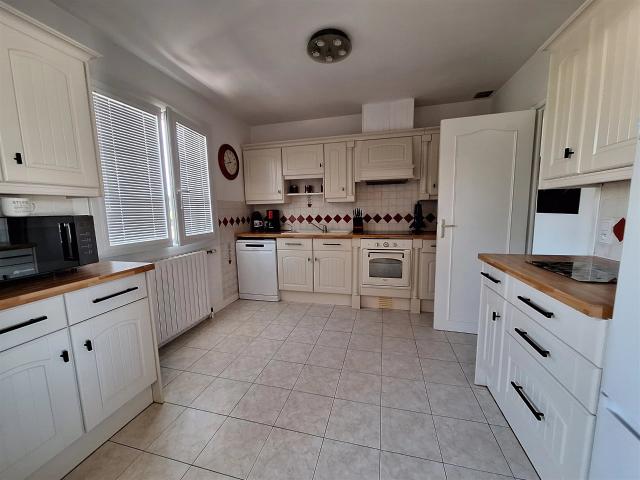 Maison de village en très bon état 183m² Charroux