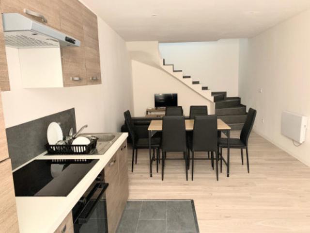 Maison de village entièrement rénovée T4 au centre
