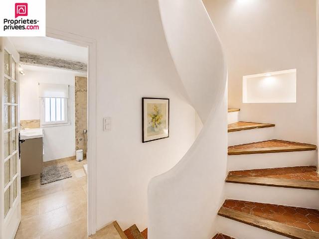 MAISON DE VILLAGE ENTIEREMENT RENOVEE 4 PIECES 3 CHAMBRES 92 m2