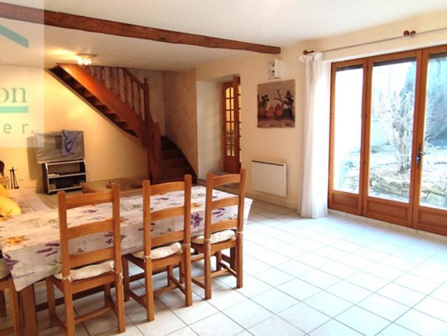 Maison de village FULVY avec jardin, dépendances