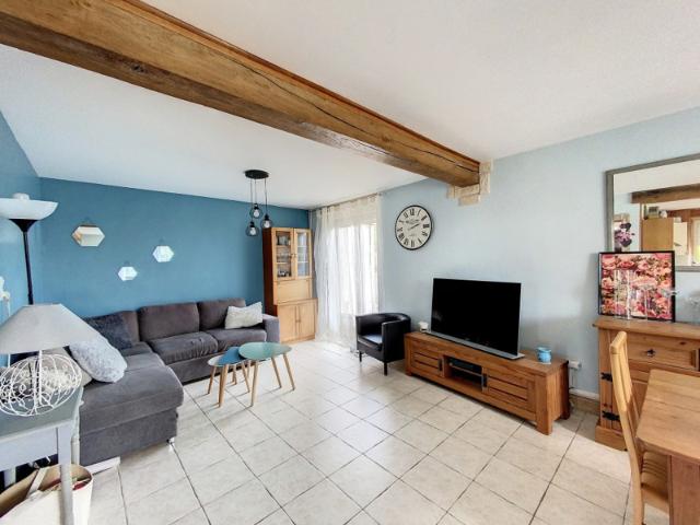 MAISON DE VILLAGE INDÉPENDANTE