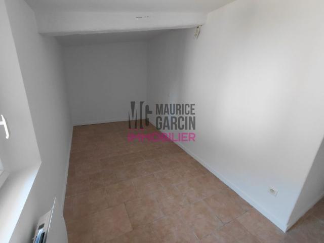 MAISON DE VILLAGE LOCATION CAROMB 4 pièce s 80 m2