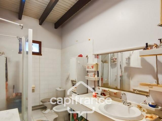 Maison de village louée 8 pièces LAFITTE SUR LOT 47