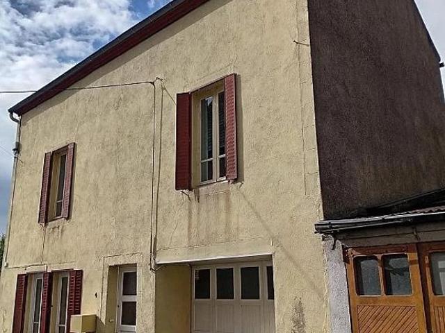 MAISON DE VILLAGE LUMINEUSE