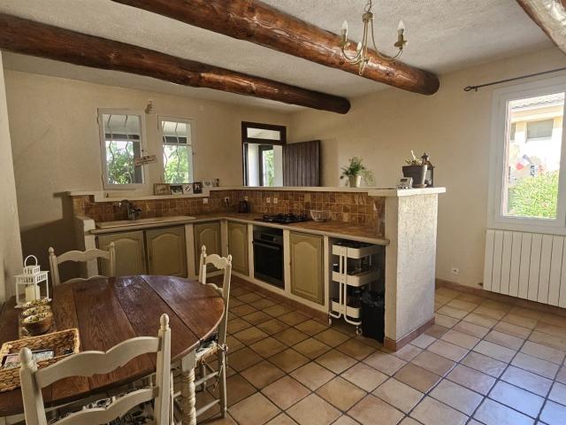 Maison de village MODENE 182m² Modène