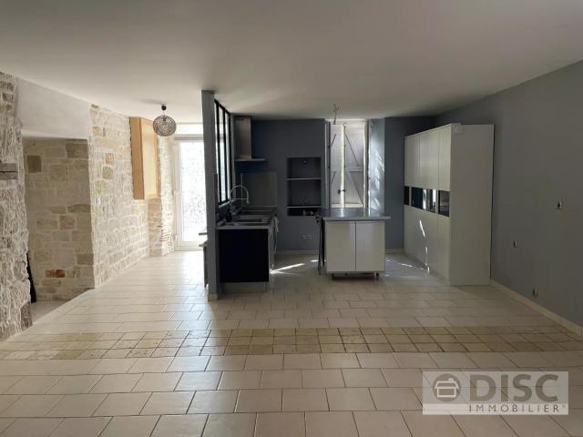 Maison de village pierres blanches 185m² Villeneuve sur Vère