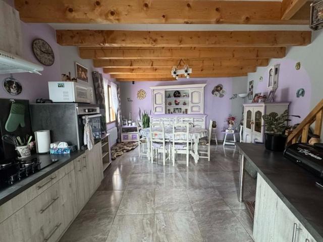 Maison de village pleine de charme – 63 m² – Saint Julien en. 63m² Saint Julien en Beauchêne