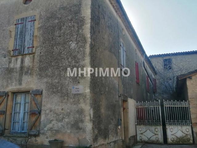 MAISON DE VILLAGE PUYCELSI