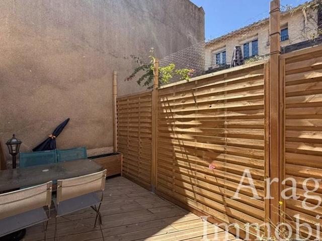 MAISON DE VILLAGE R+2 À LOUER