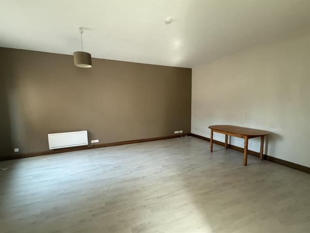 Maison de village rénovée avec garage 118m² Cuisery