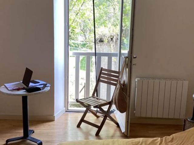 Maison de village rénovée avec dépendances