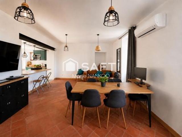 Maison de village rénovée avec piscine, terrasse sans vis à vis et prestations de qualité – 10 Mins de Carcassonne