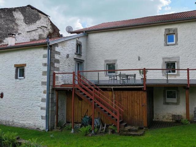 Maison de village rénovée LA HAYE