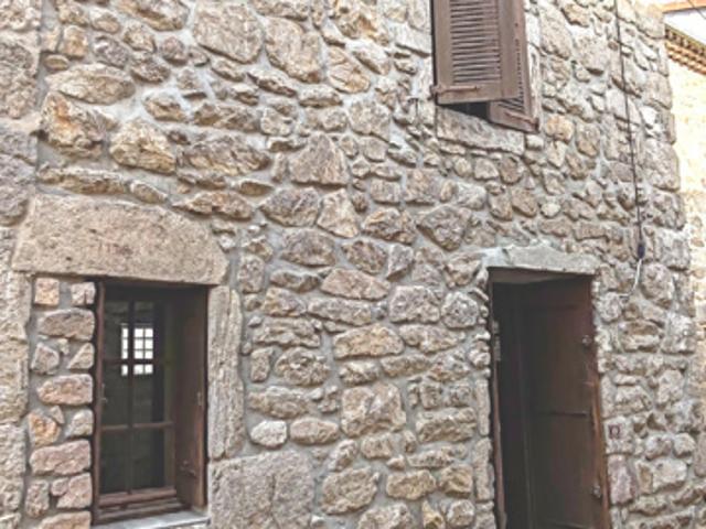 Maison de village rénovée 07270 GILHOC SUR ORMEZE