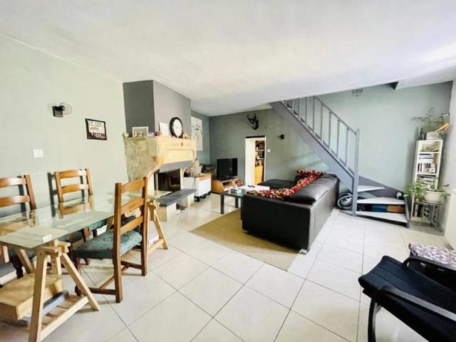 Maison de village rénovée, 3 chambres, belle vue