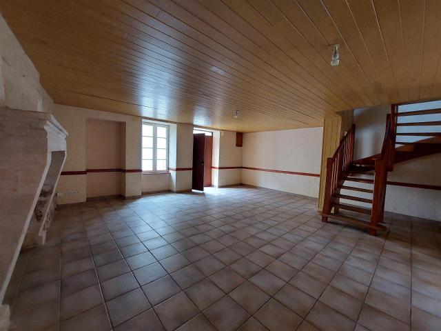 Maison de village restaurée 118m² Saint Privat en Périgord