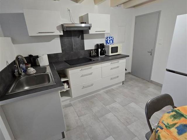 Maison de village sur 2 niveaux avec garage et cave au centre de Pamiers