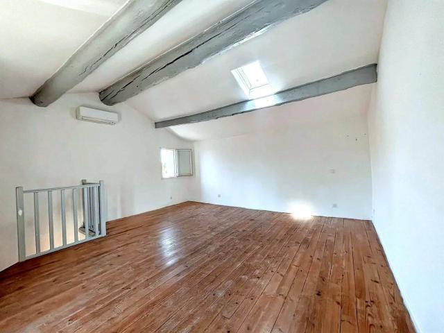 Maison de village sur Fontvieille